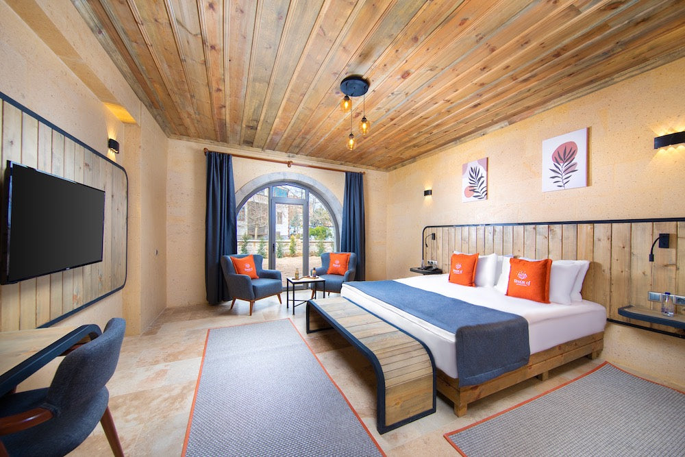 Deluxe King Room