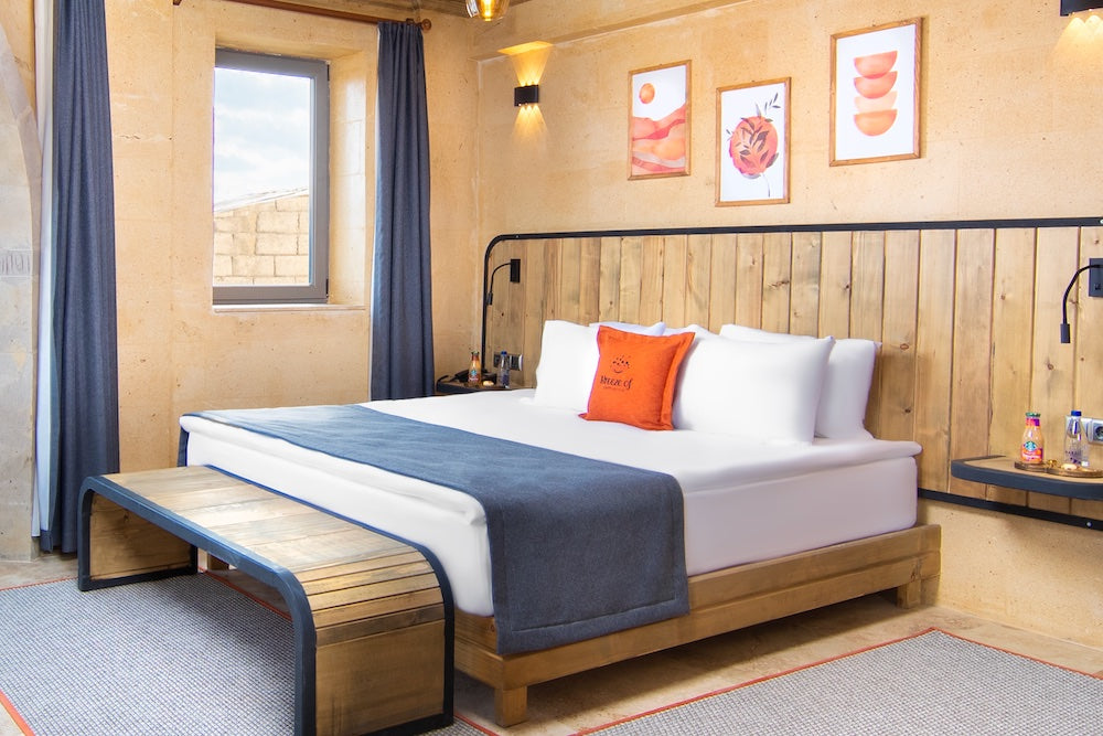 Deluxe King Room with Balcony