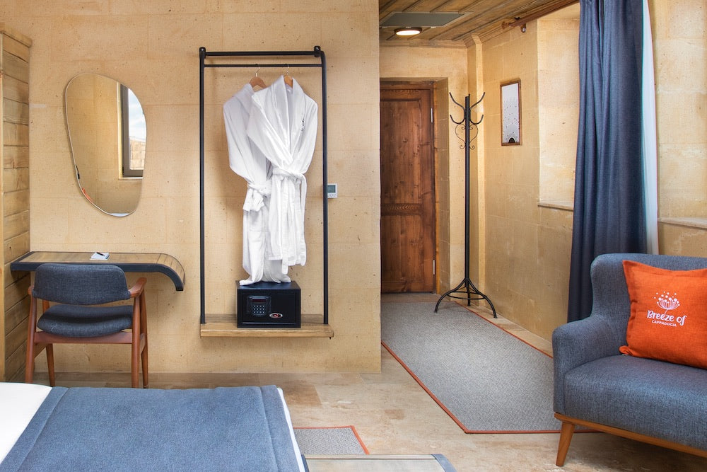 Deluxe King Room with Balcony